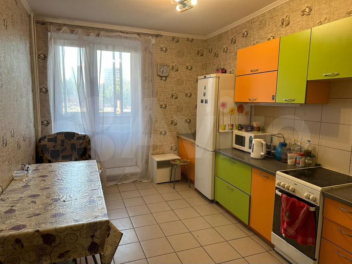 3-к. квартира, 83 м², 2/17 эт.