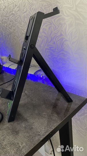 Подставка под геймпады и наушники