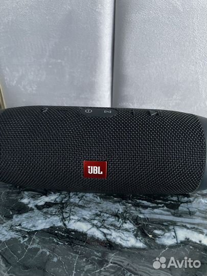 Колонка jbl charge 3