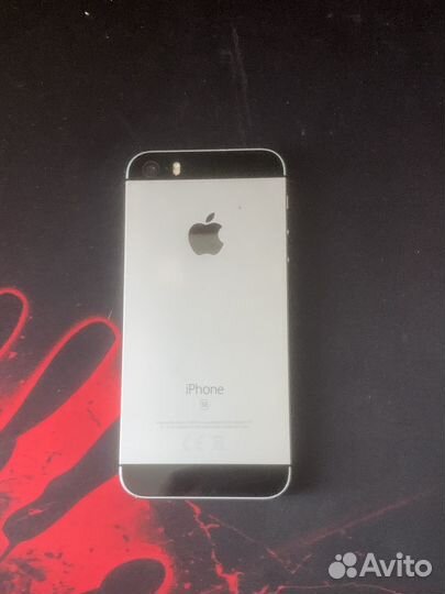 iPhone SE, 32 ГБ