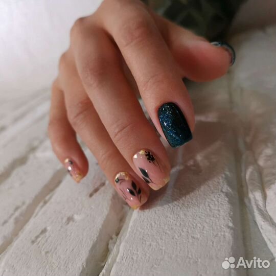 Маникюр педикюр