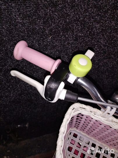 Велосипед розовый btwin 16 для девочки шлем