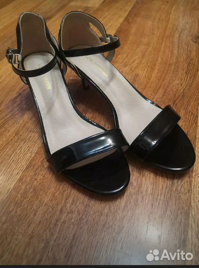 Новые босоножки