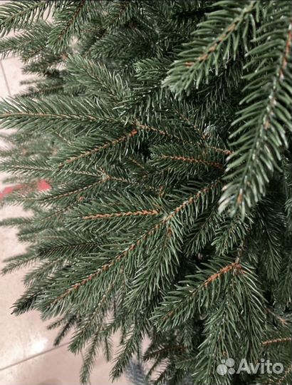 Елка искусственная