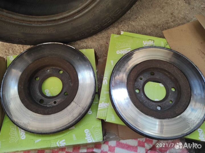 Тормозные диски Ситроен берлинго, 2013