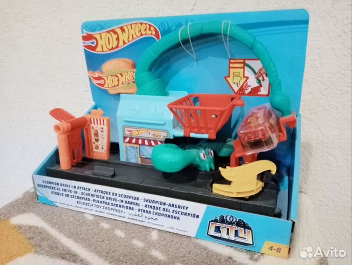 Hot wheels Атака скорпиона