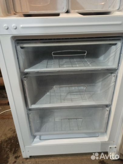 Холодильник Индезит