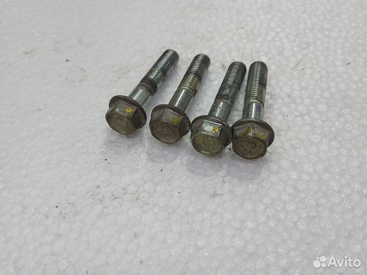 Болты рулевой траверсы Honda Dio оригинал