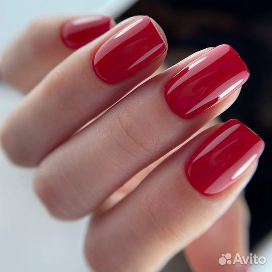 Маникюр, педикюр, наращивание ногтей