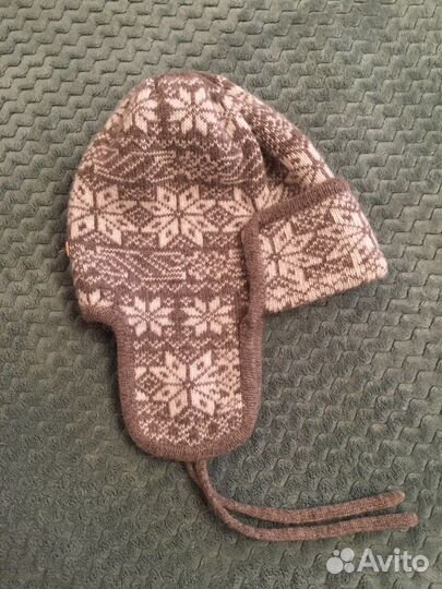 Женская зимняя шапка ушанка из шерсти яка