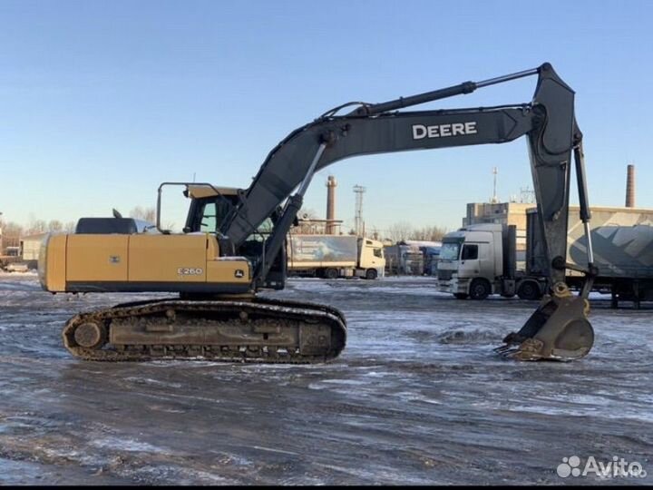 Гусеничный экскаватор John Deere E260 LC, 2017