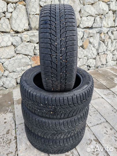 Triangle Snowlink TWT02 215/55 R17 98