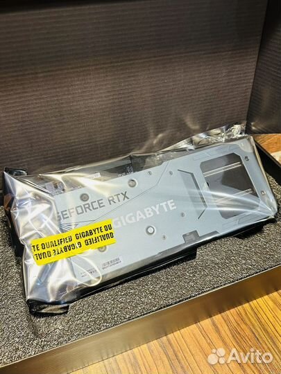 Видеокарта gigabyte nvidia RTX 3060 OC-12GD 2.0