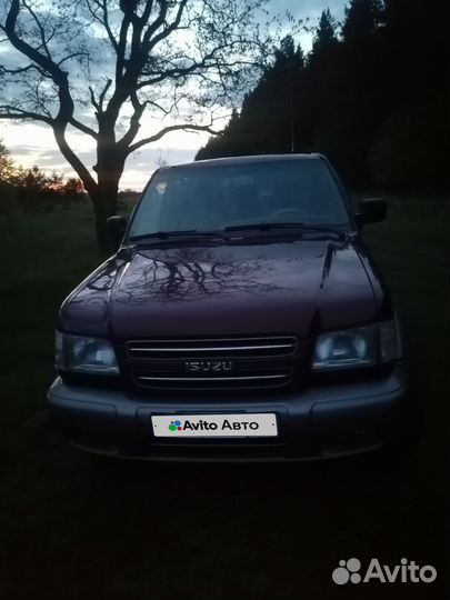 Isuzu Trooper 3.5 AT, 2001, 133 000 км