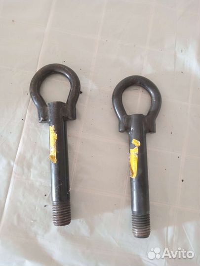 Буксировочный крюк renault logan