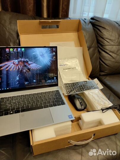 Новый ноутбук с экраном 2K UHD на Intel i3 1005G1