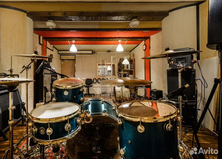 Профессиональная студия