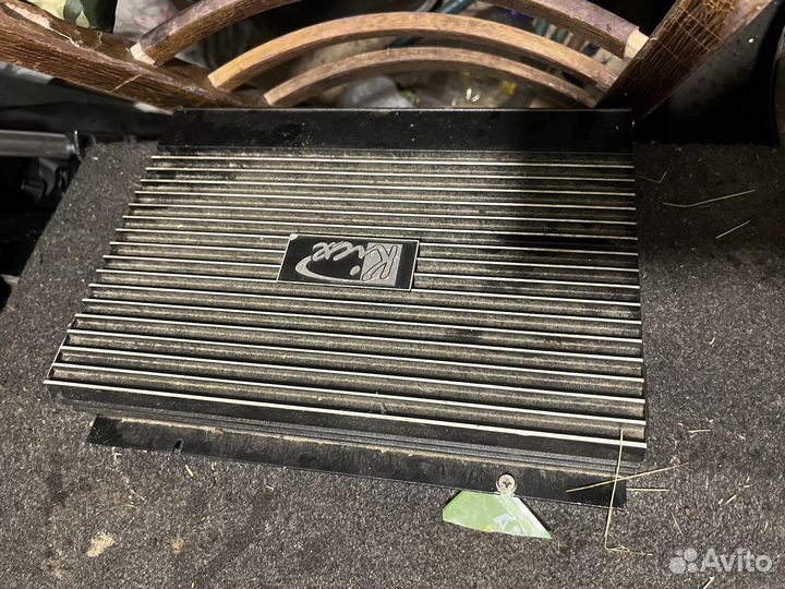 Сабвуфер с усилителем