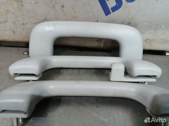 Ручки потолочные Kia Rio седан G4LC 2019