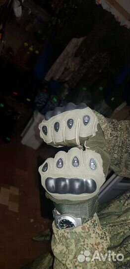 Перчатки тактические