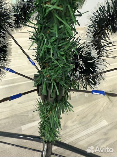 Елка искусственная 210 см