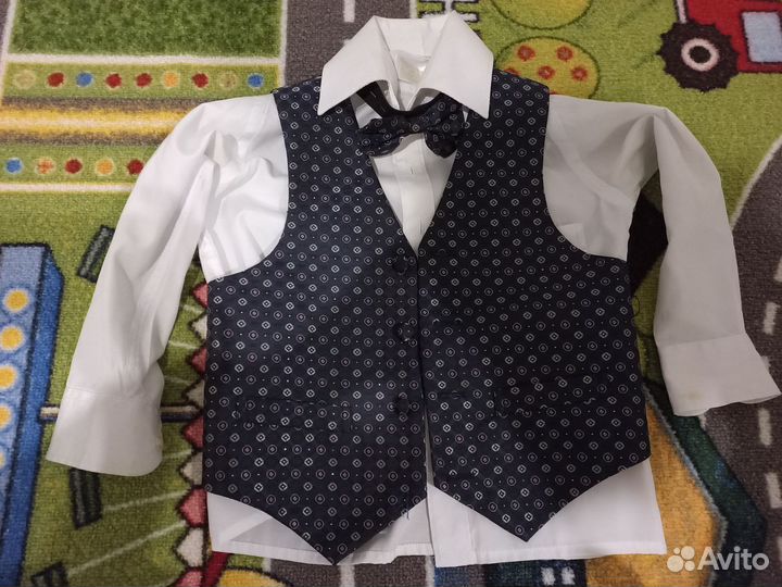 Рубашка, жилетка и бабочка мальчику на 2-3 года