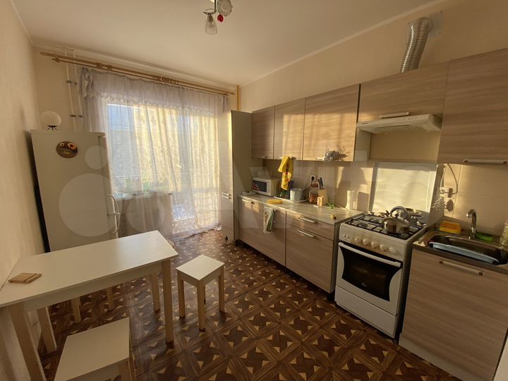 2-к. квартира, 46 м², 2/3 эт.