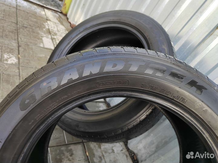 Dunlop Grandtrek ST30 245/55 R19
