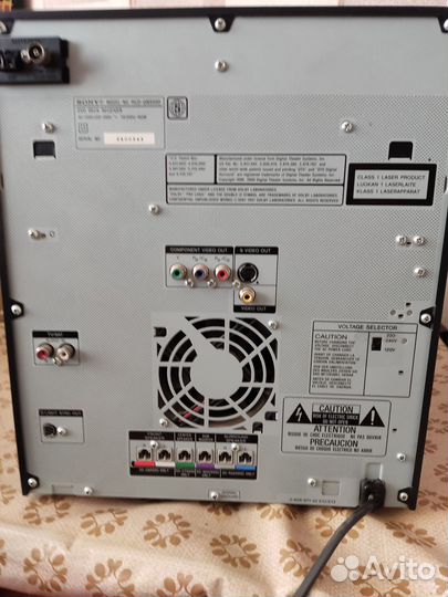 Нерабочий музыкальный центр Sony HCD-GN999D