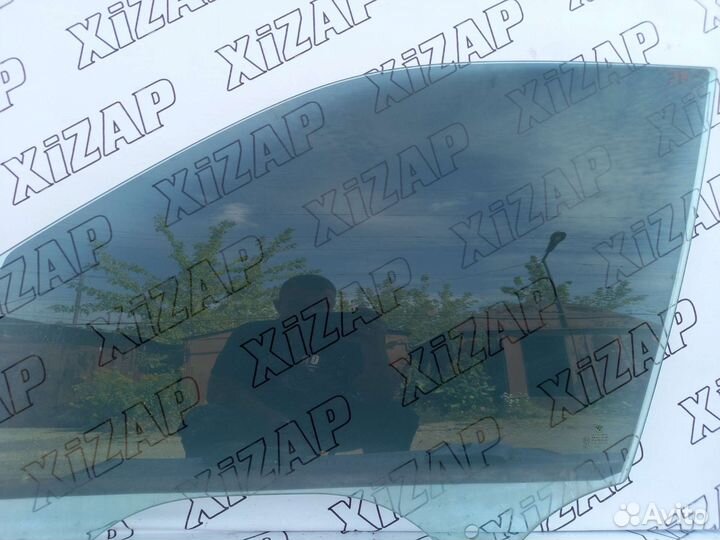 Стекло левое переднее BMW X5 E70