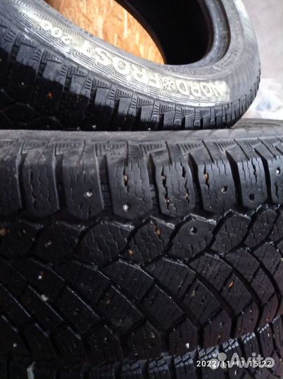 Gislaved Nord Frost 200 215/60 R17