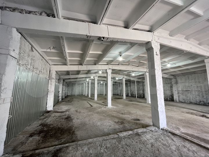 Оптовый склад, 1200 м²