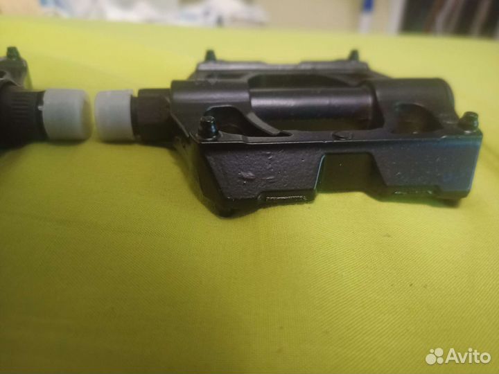 Педали для велосипеда
