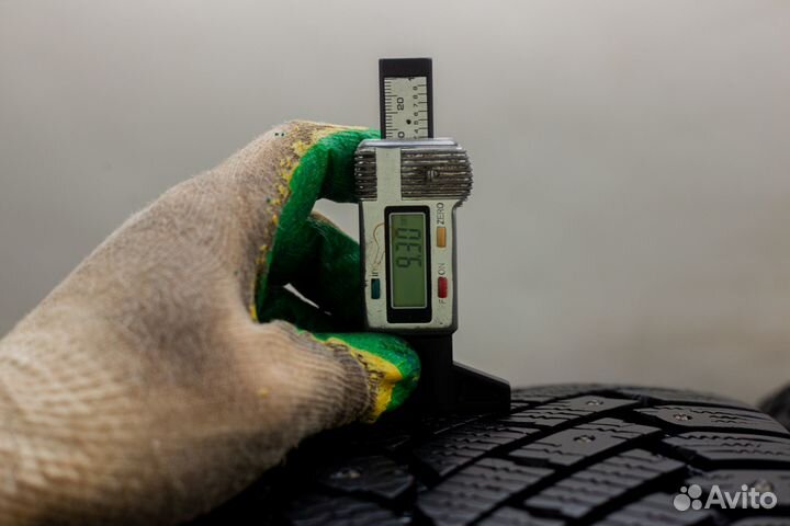 Gislaved Nord Frost 200 225/45 R17 94T