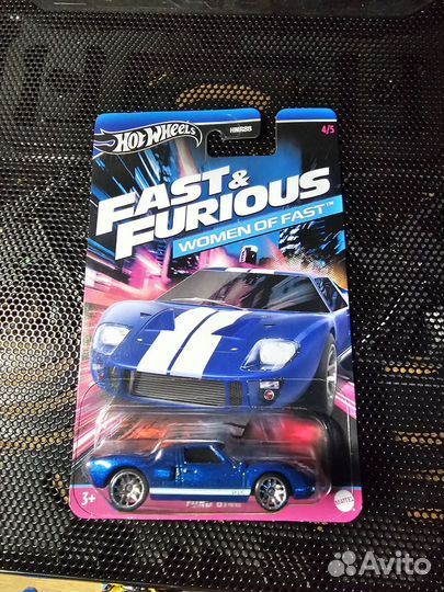 Hot wheels машинки