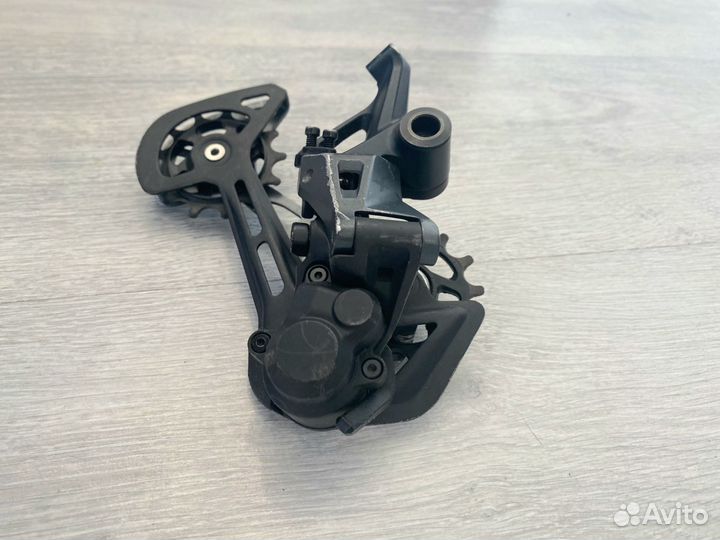 Задний переключатель Shimano