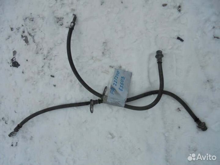 Шланг тормозной передний Toyota Premio ZZT240