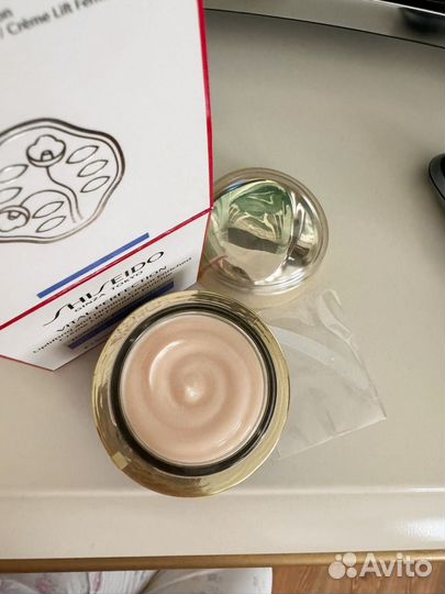 Shiseido крем для лица