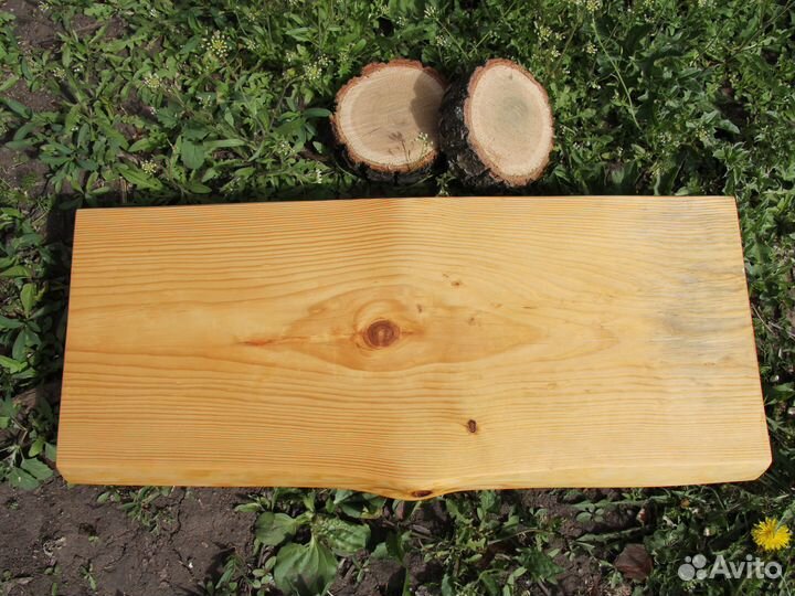 Полка настенная деревянная с живым краем