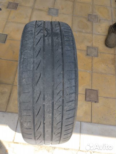 Hankook Ventus ME01 K114 235/55 R18 100