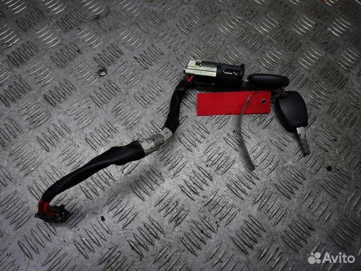 Замок зажигания Dacia Logan 2008 487004353R