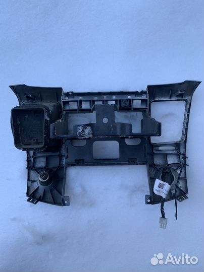 Центральная консоль газ 31105