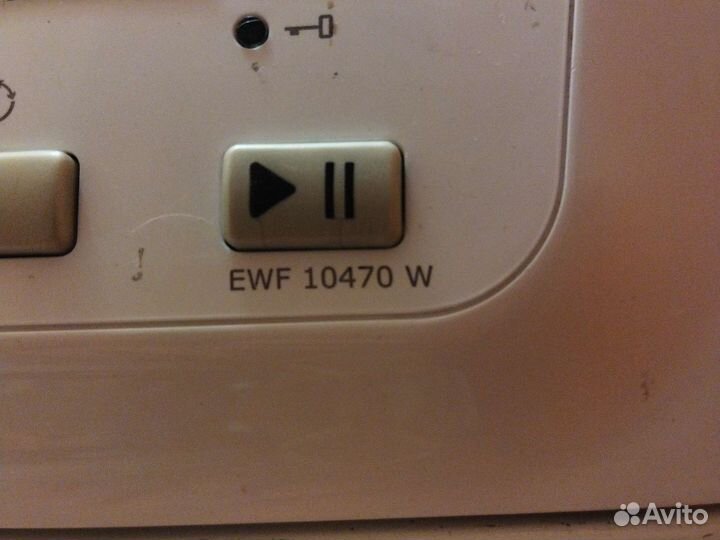 Стиральная машина Electrolux EWF10470W 6 кг