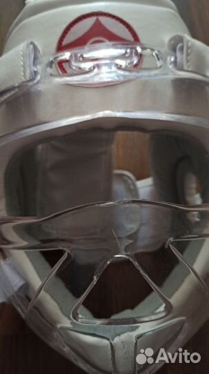 Шлем для единоборств с маской