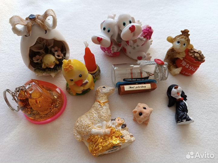 Статуэтки разные