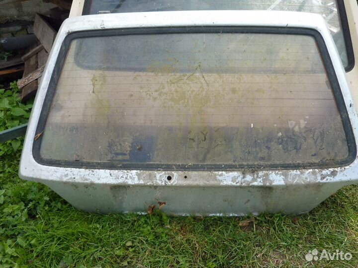 Volkswagen Golf 2 крышка багажника