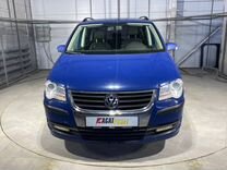 Volkswagen Touran 1.9 AMT, 2007, 196 807 км, с пробегом, цена 629 000 руб.