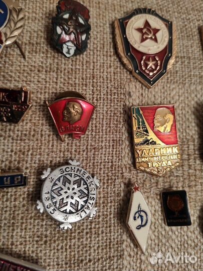 Значки времен СССР