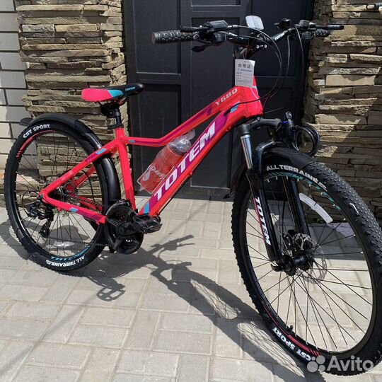 Новый горный женский 26 колеса,гидравлика Shima