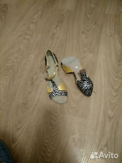 Туфли для бальных танцев